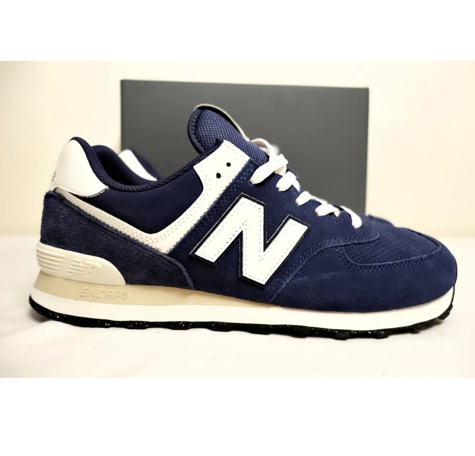 BNIB New Balance 574 Size 11 Mens Classic Runners Walking Shoes