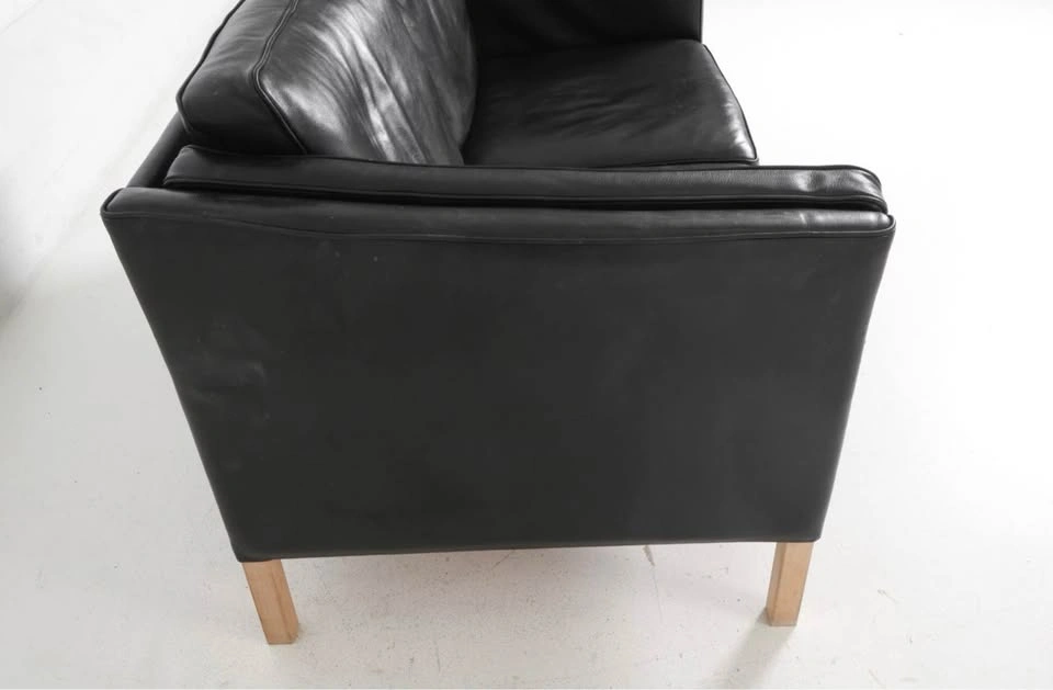 Style of Mogens Hansen Danish Vintage Leather 1970s Loveseat - photo 3