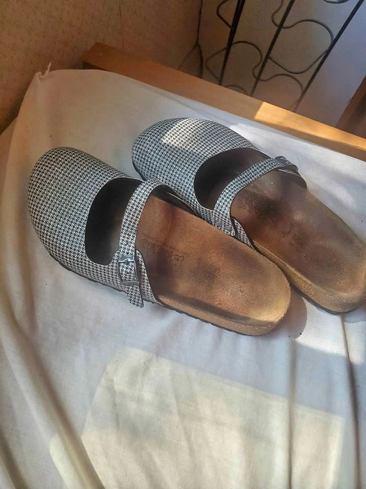 Black and White Gingham Birki's