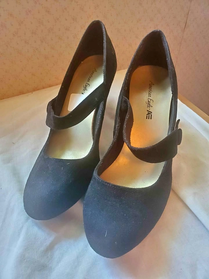 Black Heel Shoes
