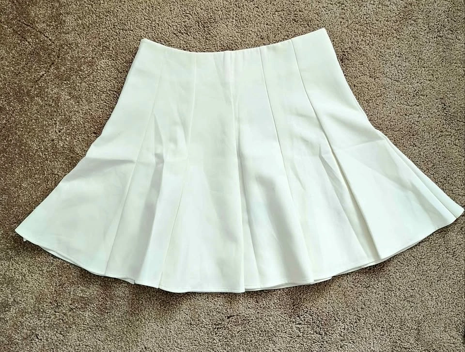 Brand new skirt