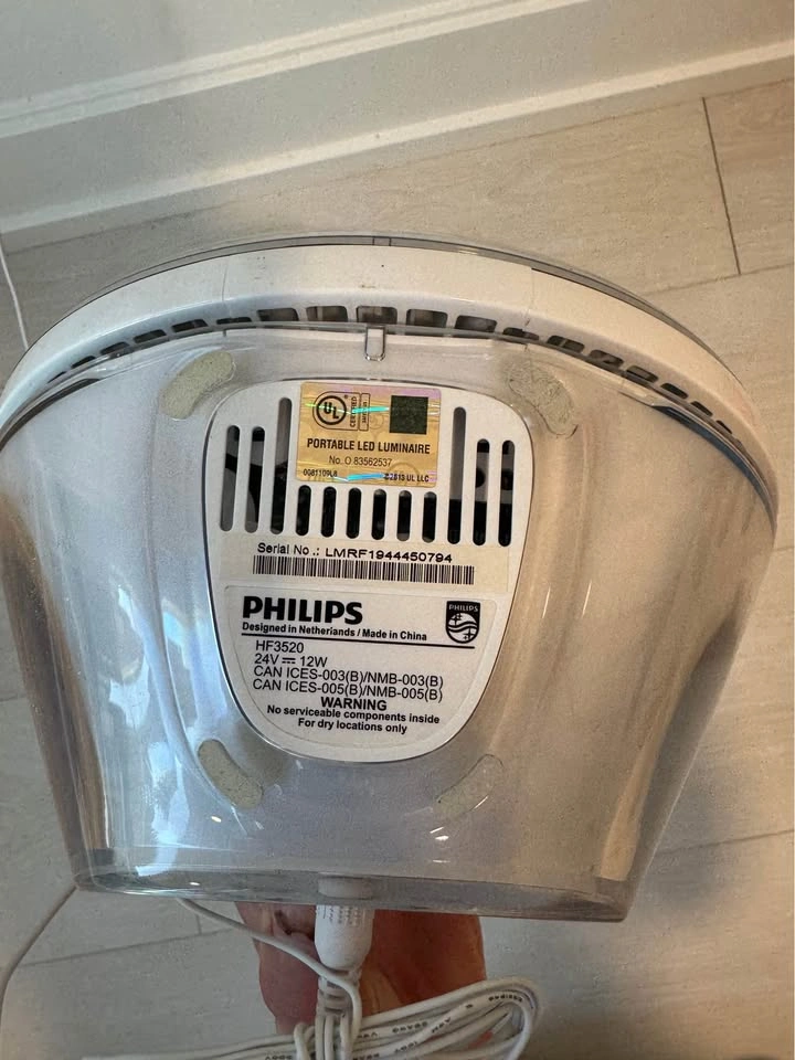 Philips HF3520 Wake-Up Light Alarm Clock - photo 3