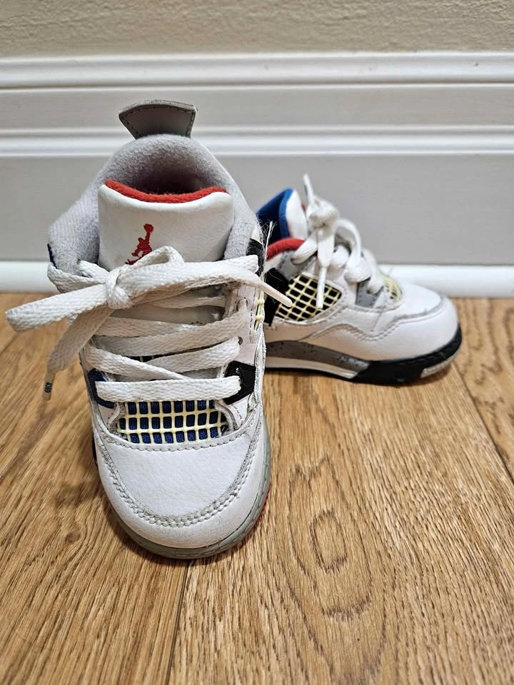 EUC Size 6C Toddler Nike Air Jordan Retro