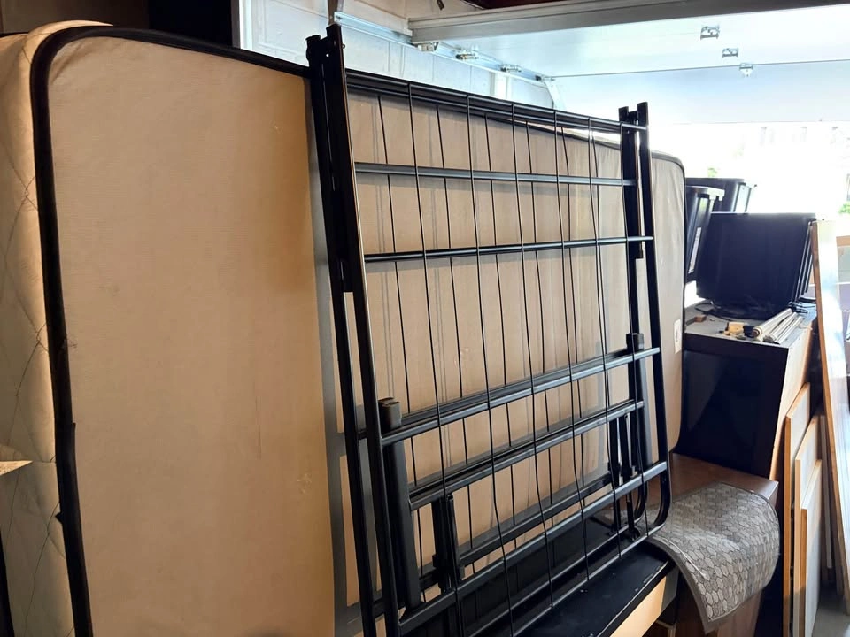 Twin Bedframe + Sealy Twin Mattress - photo 4