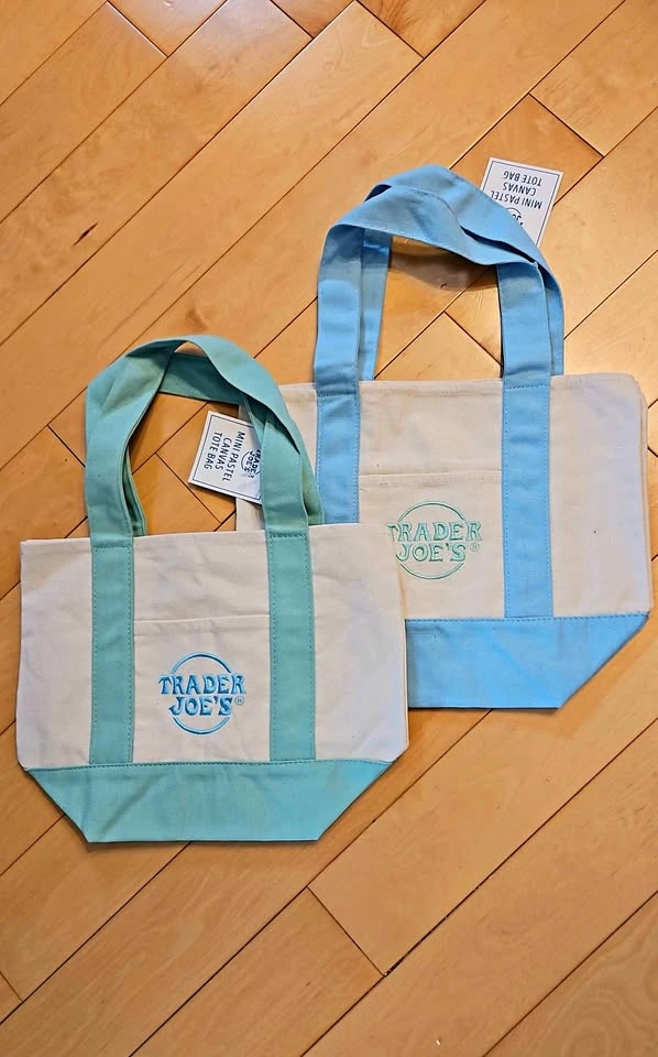 BNWT Trader Joe's Pastel Mini Totes