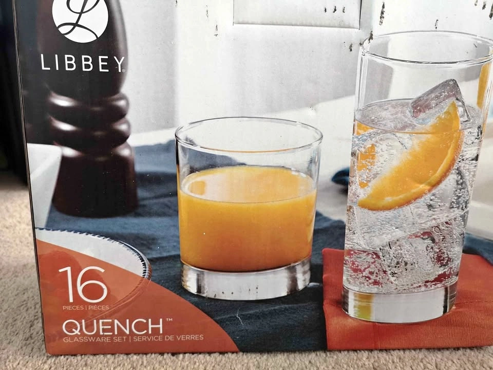 Brand new Libbey glasses 2 sizes