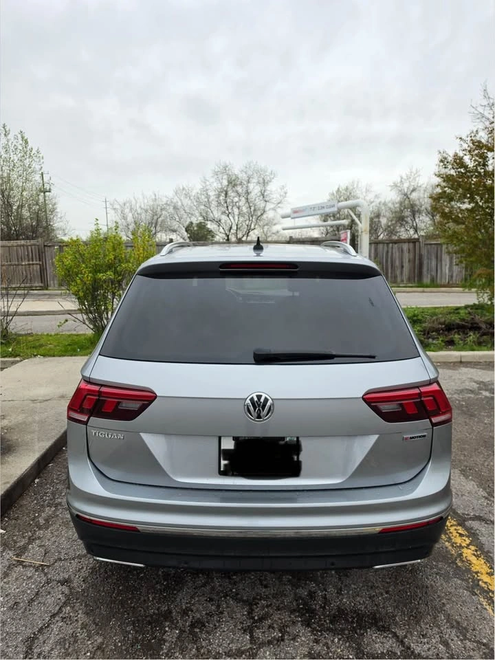 Silver Volkswagen Tiguan SUV 2020 - Highline - photo 3