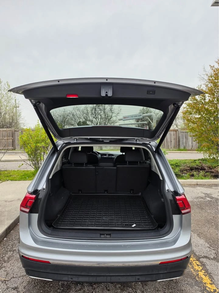 Silver Volkswagen Tiguan SUV 2020 - Highline - photo 4