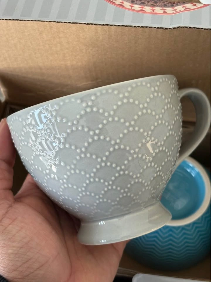 Signature 6 Stoneware Mugs Assorted Patterns - photo 4
