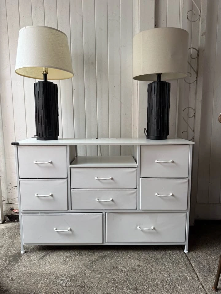 Contemporary Lamps– Must Go! - photo 3