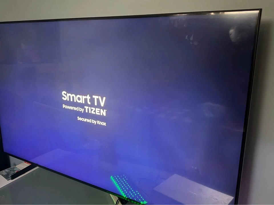 65-inch Crystal UHD 4K Smart Tizen TV - photo 2