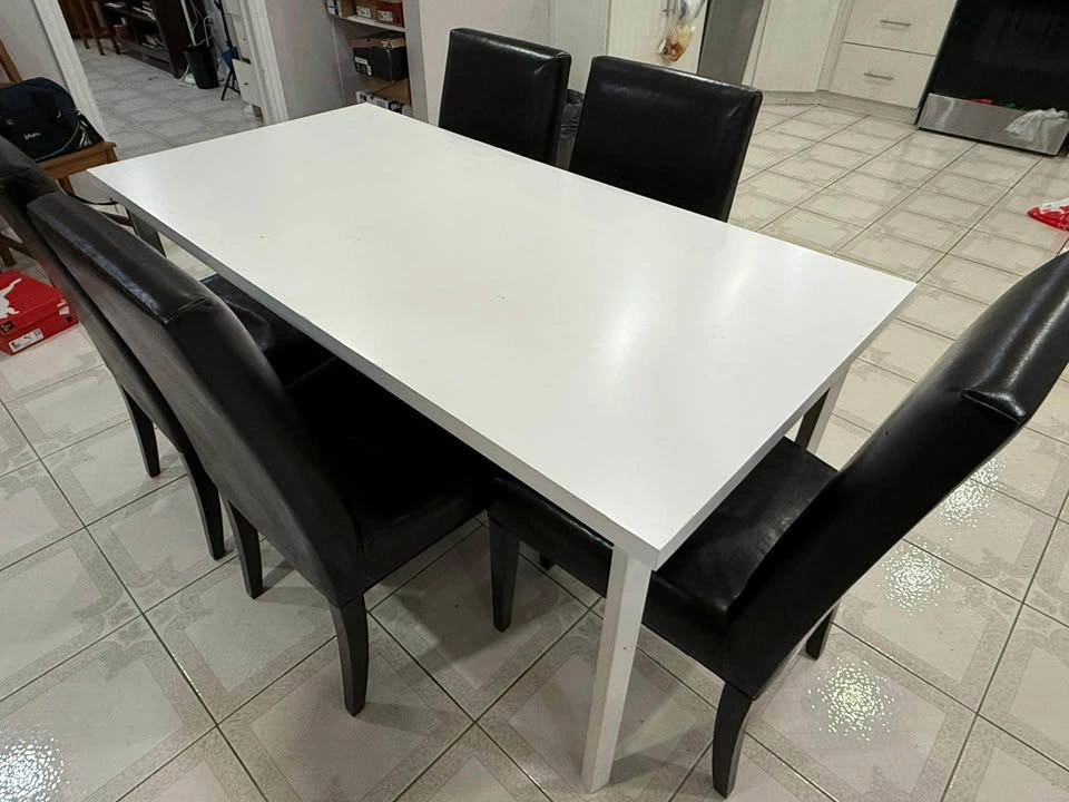 Dining Table with 4 Chairs - photo 3