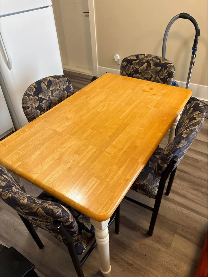 Dining Table - photo 2