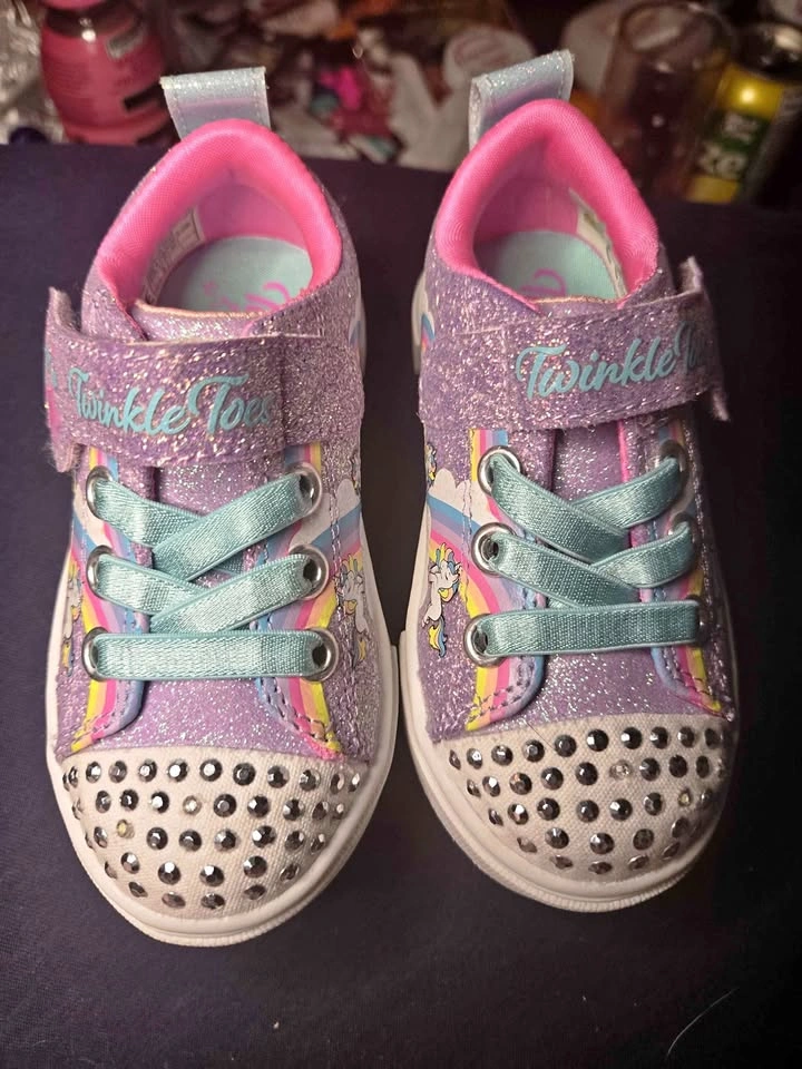 Toddler Twinkle Toes Light-Up Unicorn Shoes Size 5