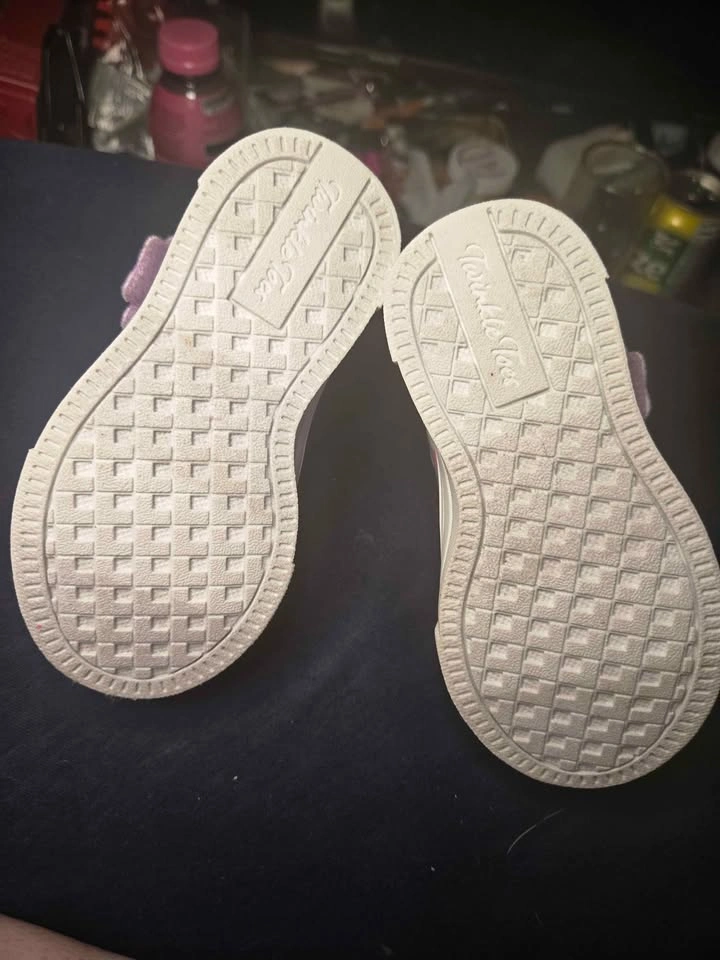 Toddler Twinkle Toes Light-Up Unicorn Shoes Size 5 - photo 4