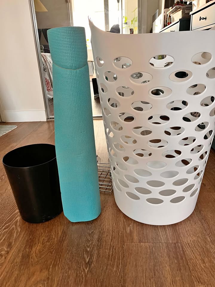 Laundry hamper 70 L