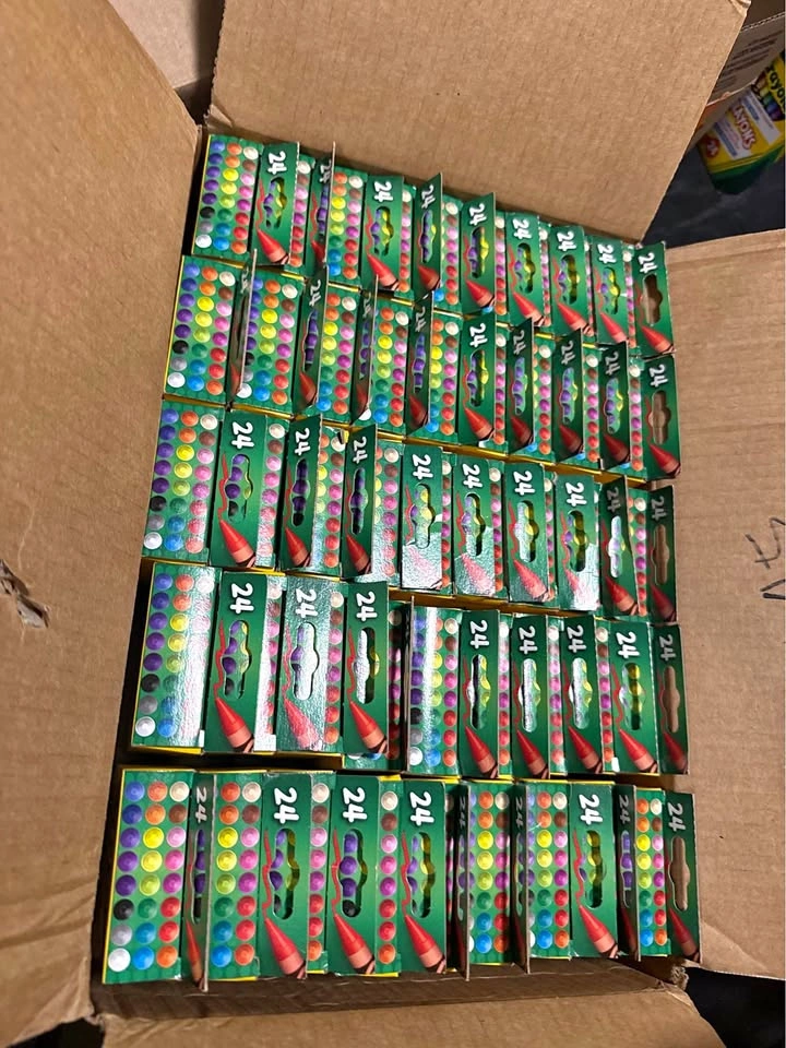 Crayola 24 pcs Crayons – Brand New
