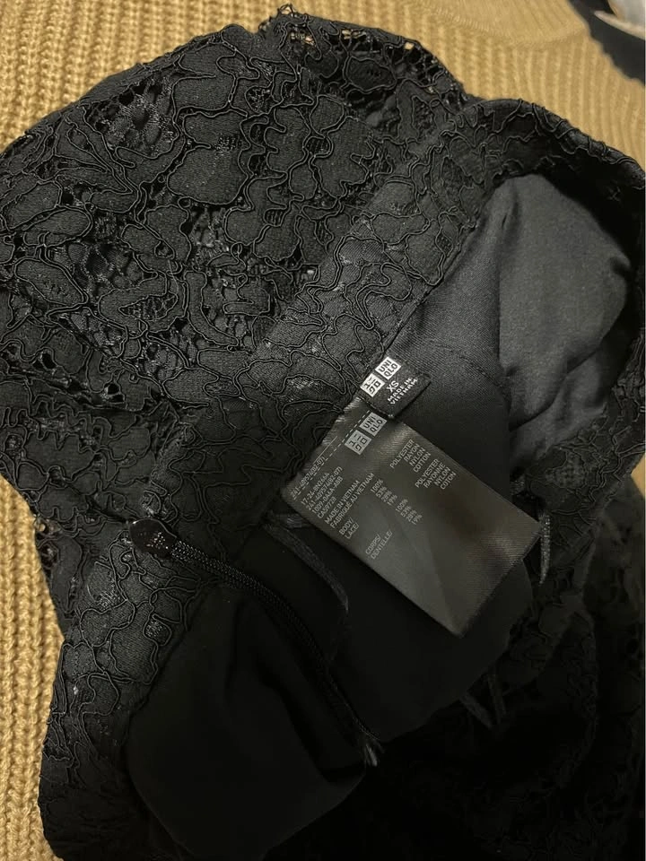 2 Uniqlo Lace Skirts - photo 2