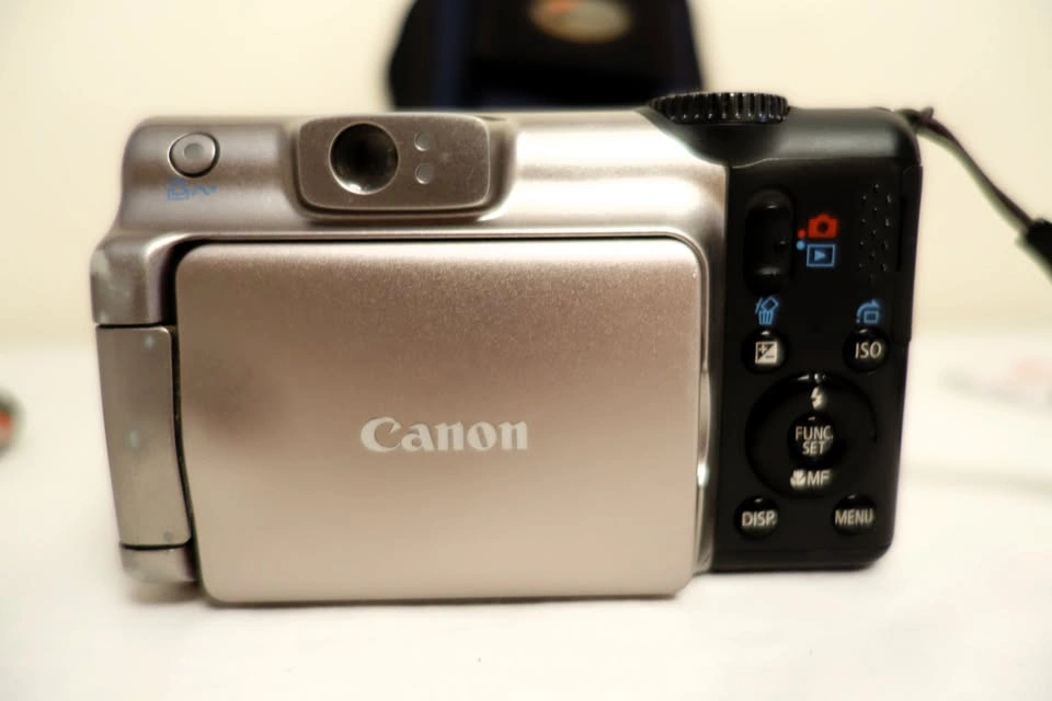 Canon PowerShot A650 IS 12MP 6X Optical Zoom Digital Camera - photo 3