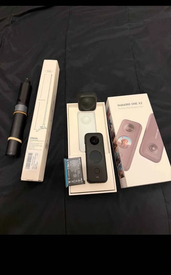Insta360 ONE X2 – Great Condition + Accessories Included - photo 3