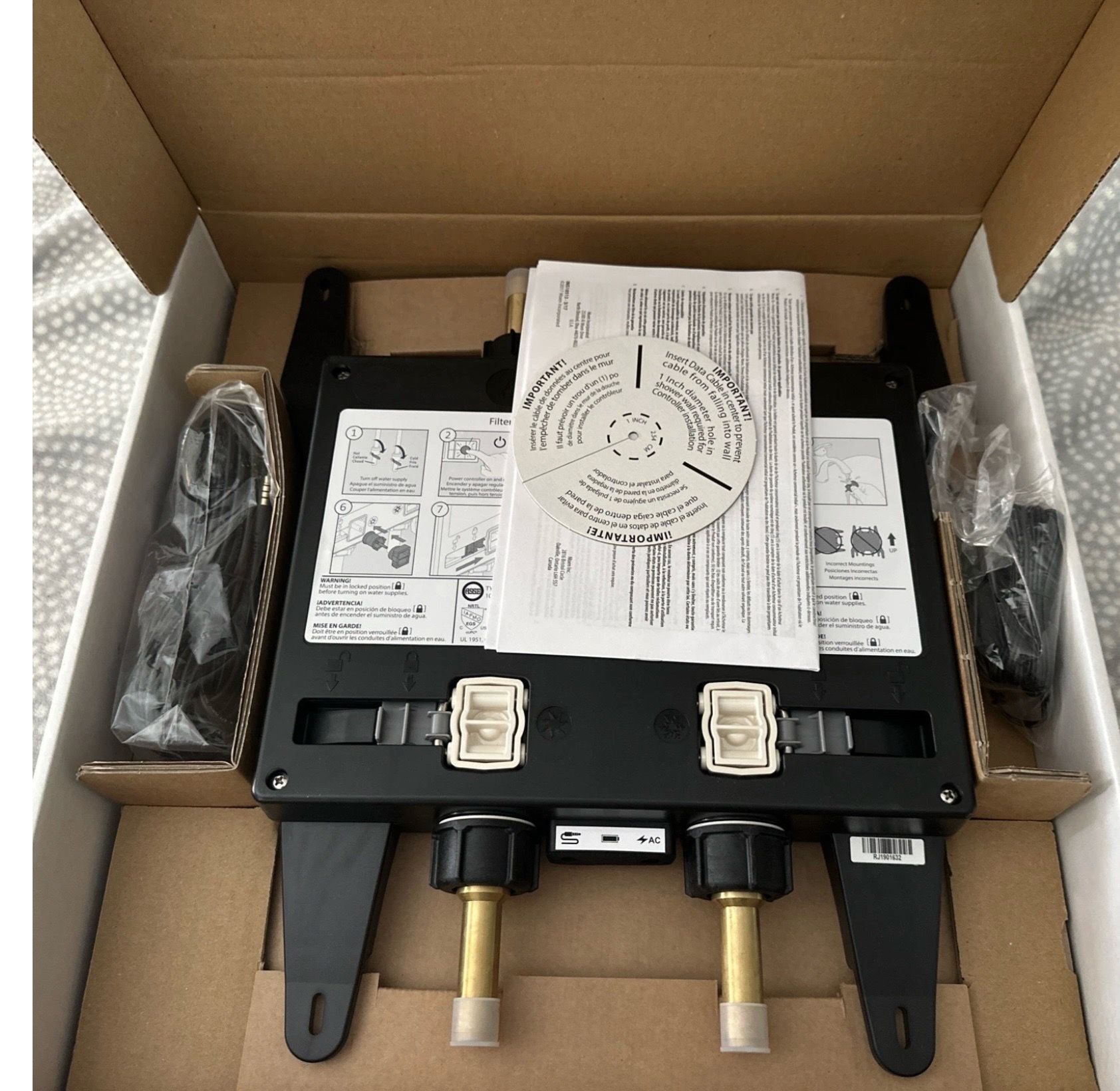 Moen S3102 2-Outlet Thermostatic Digital Shower Valve - New - photo 3