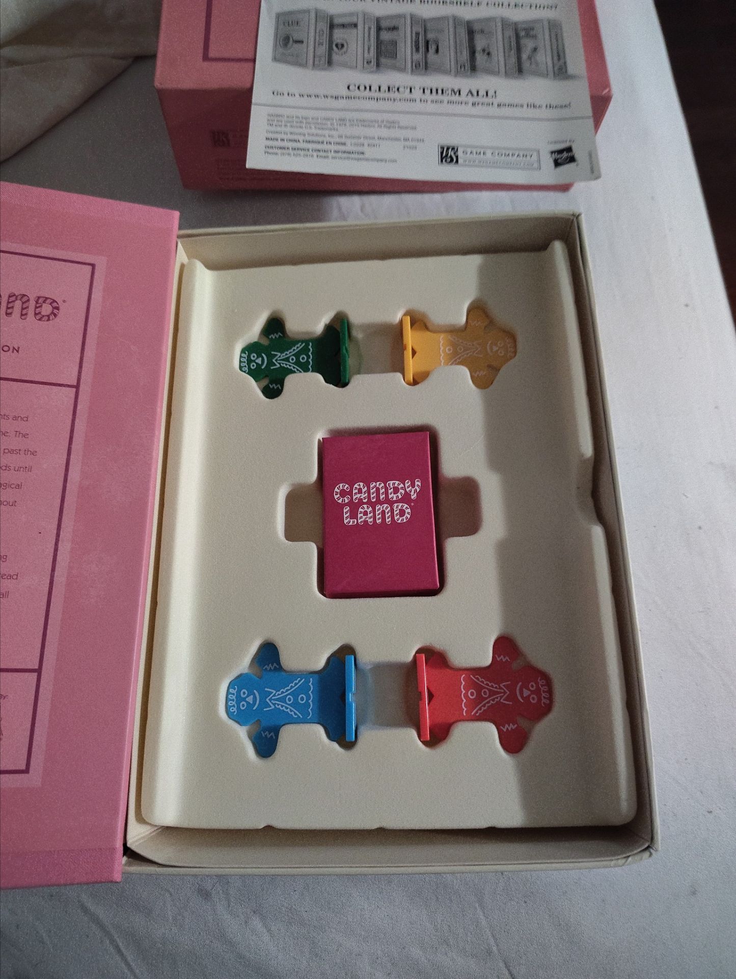 Retro Candy Land Board Game: Vintage Bookshelf Edition - photo 4