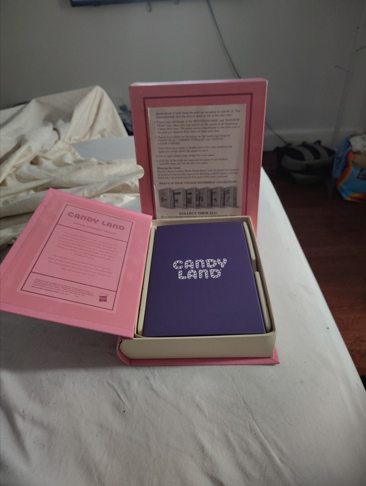 Retro Candy Land Board Game: Vintage Bookshelf Edition - photo 5