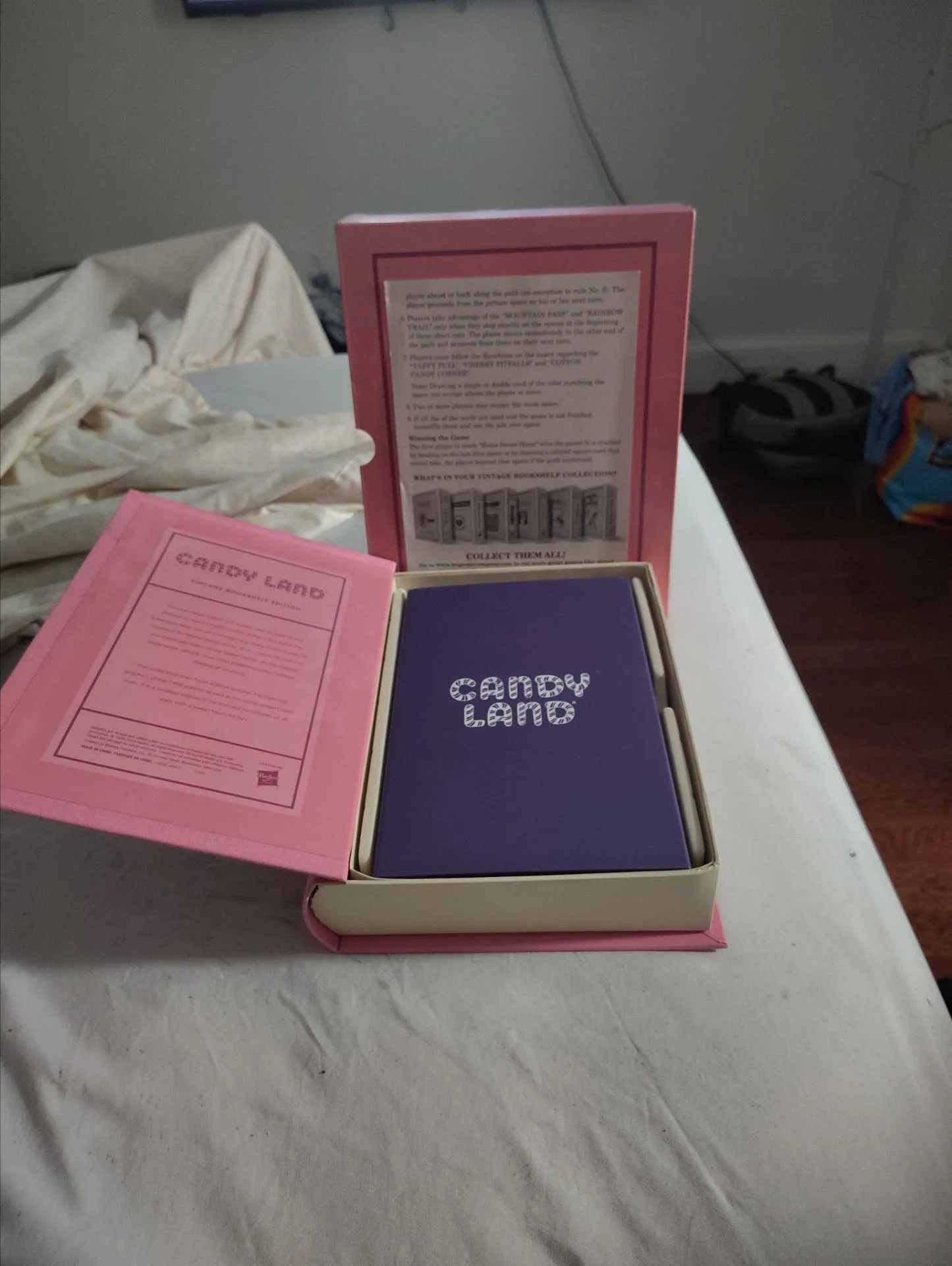 Retro Candy Land Board Game: Vintage Bookshelf Edition - photo 5