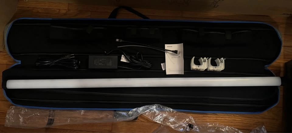 New Neewer TL120C RGB tube light - photo 2