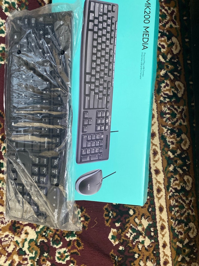 Brand New Media Logic Tech MK 200 Keyboard (Unused)
