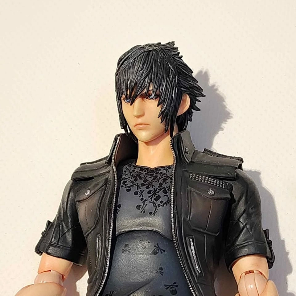 Square Enix Final Fantasy 15 Play Arts Kai - Noctis