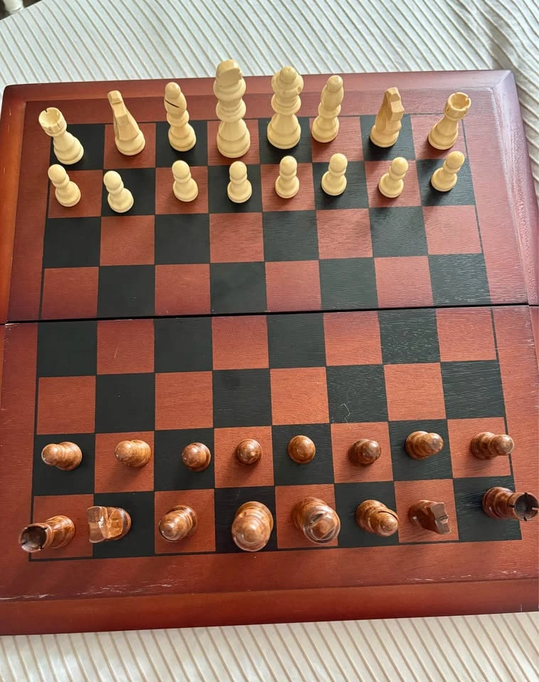 3-in-1 Wooden Chess, Checkers & Backgammon Set - photo 3