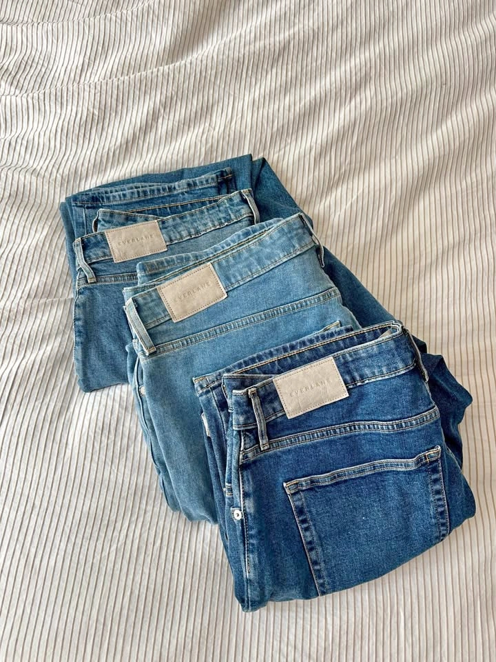 Everlane Curvy Cheeky Organic Cotton Jeans - Sizes 33 & 34