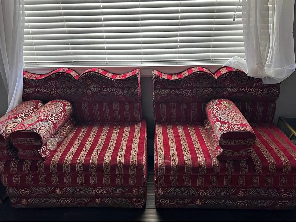 Arab couch set