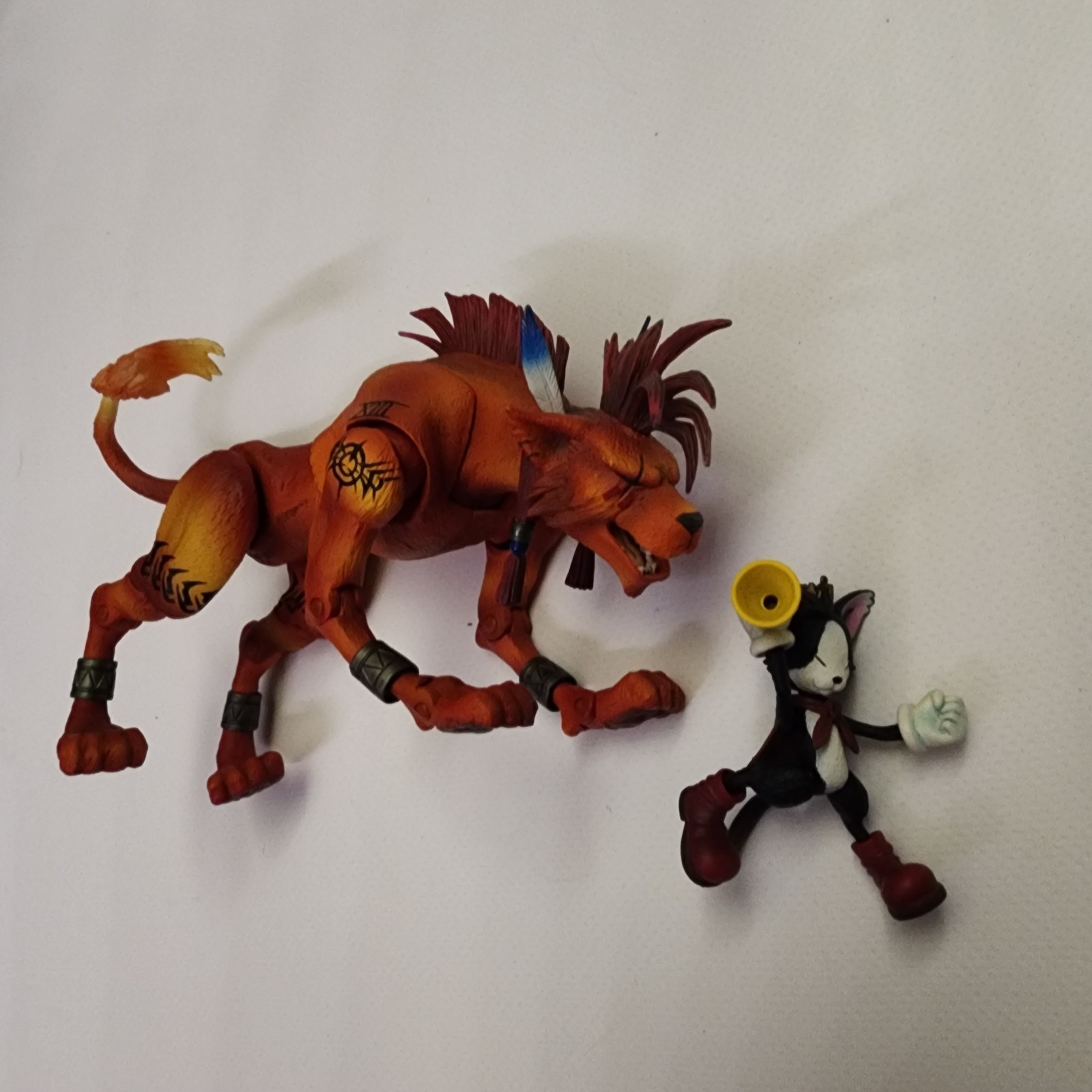 Play Arts 2022 Final Fantasy VII Red XIII and Cait Sith