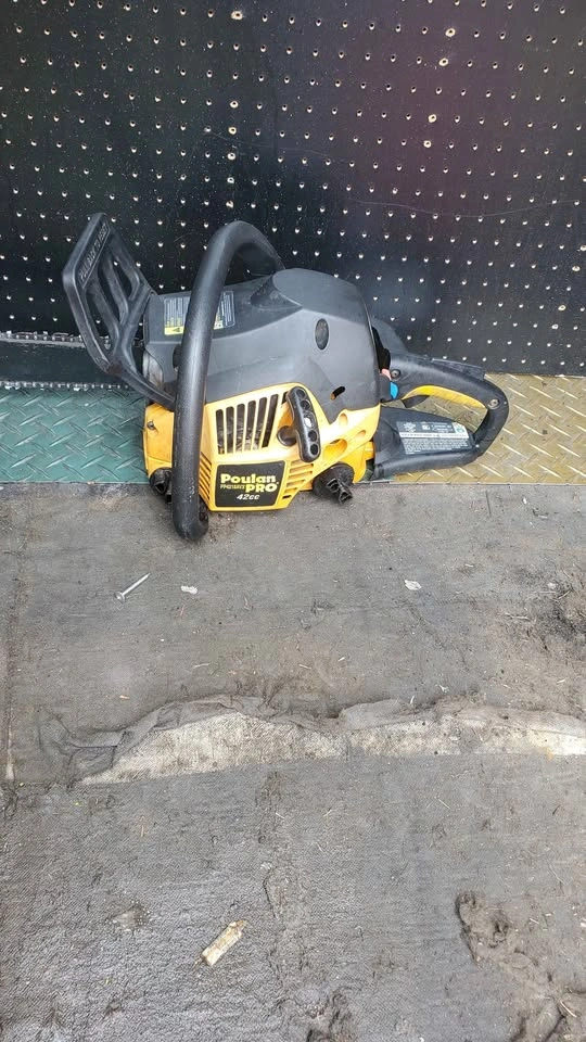 Poulan pro chain saw 18" - photo 3
