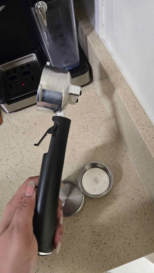Chefman Barista Pro Espresso Machine 15-Bar pump - photo 4