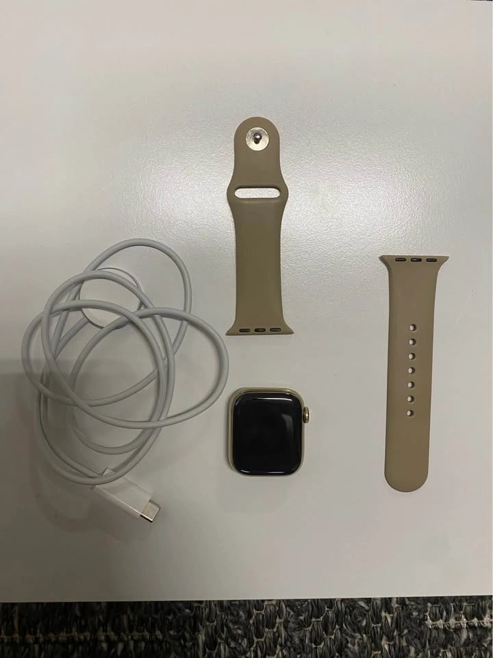 Apple Watch Series 8 (41 MM) - photo 3