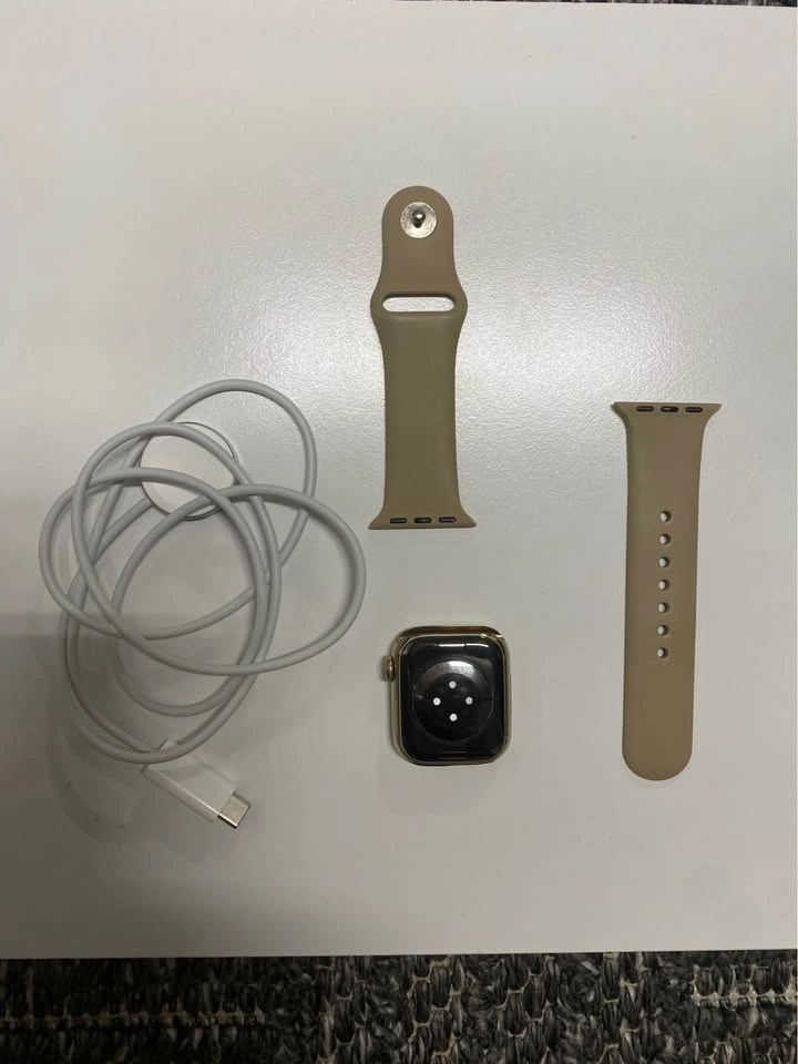 Apple Watch Series 8 (41 MM) - photo 4