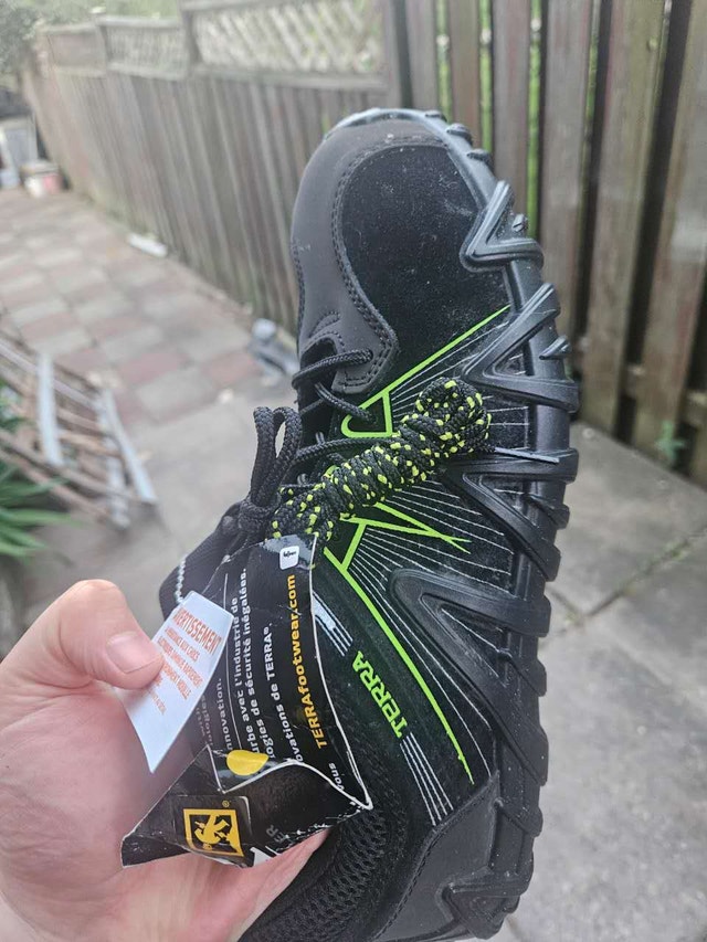 Brand New Safety Shoes – Never Used – Size US 9 - photo 2