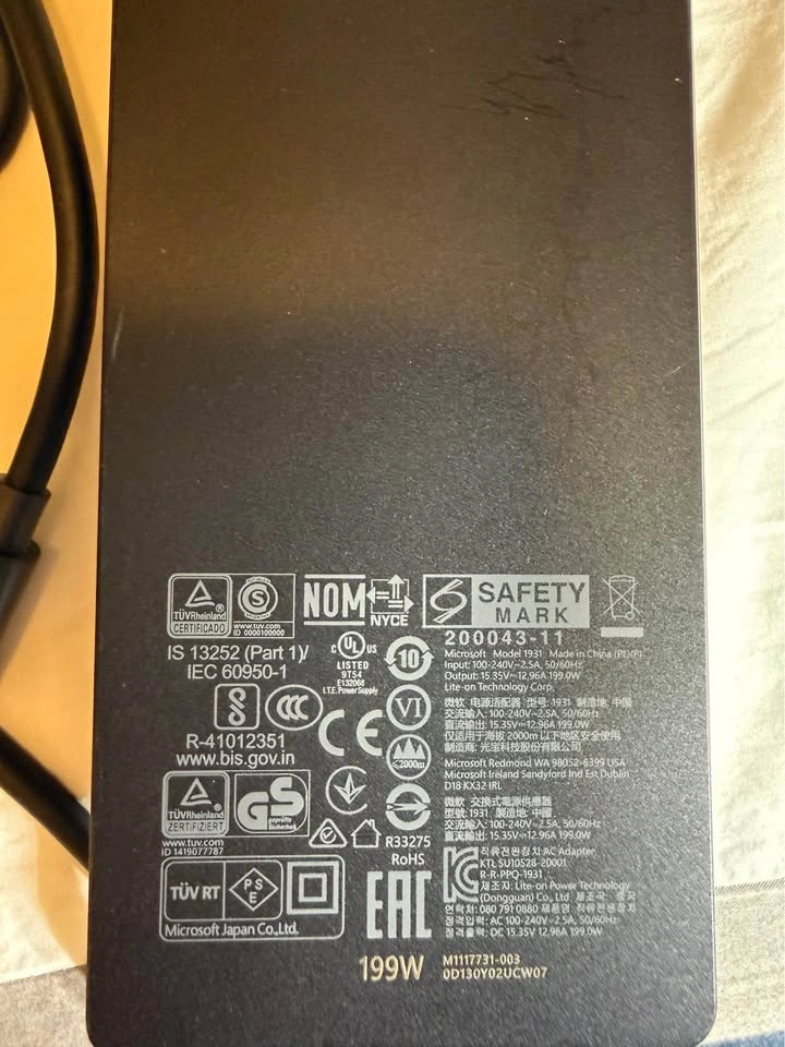 Microsoft Surface dock 2 (USB C) - photo 5