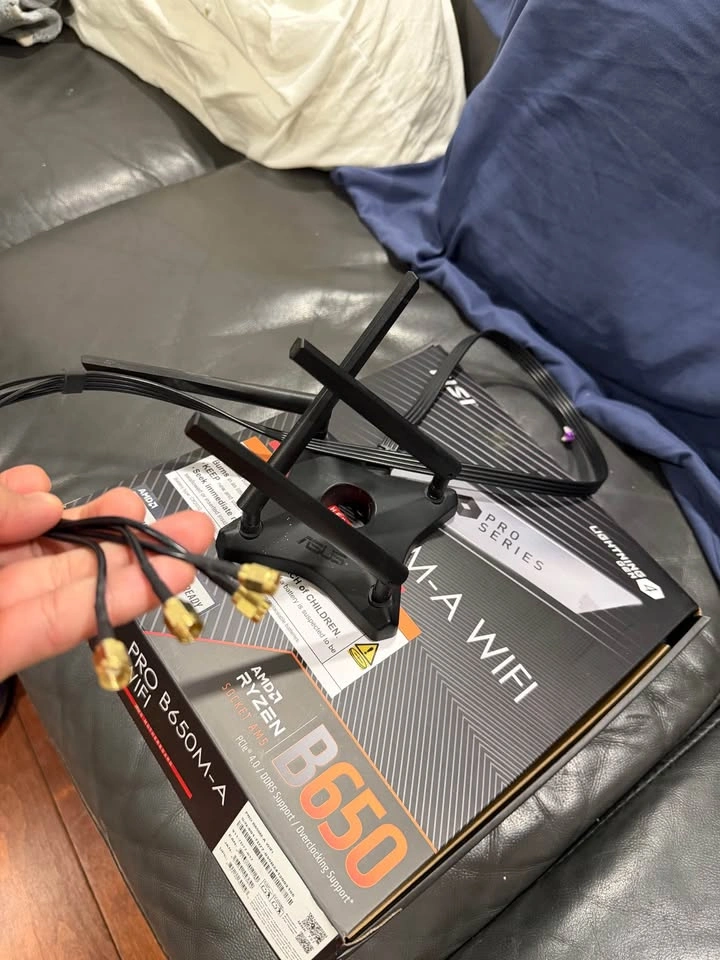 ASUS PCI-express wifi adaptor - photo 3