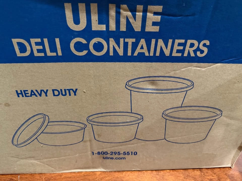 8oz Heavy-Duty Deli Containers With Lids - photo 2