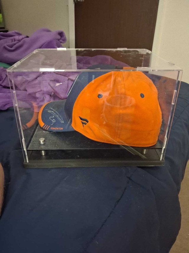 Edmonton Oilers Fanatics Autographed Hat in Display Case