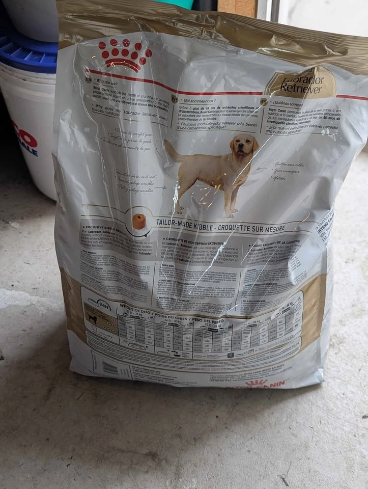 Royal Canin Labrador Retriever Adult Dry Dog Food, 30 lb bag - photo 2