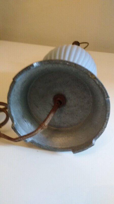 Vintage Bow Tie Cast Iron Base Powder Blue Ceramic Table Lamp - photo 4
