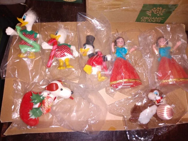 Vintage Flocked Christmas Ornaments - photo 3