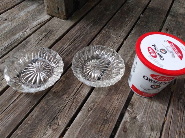 Vintage ashtray round glass clear 1 left - photo 2