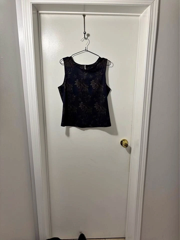 Jules & Leopold Floral Sleeveless Top Size Medium