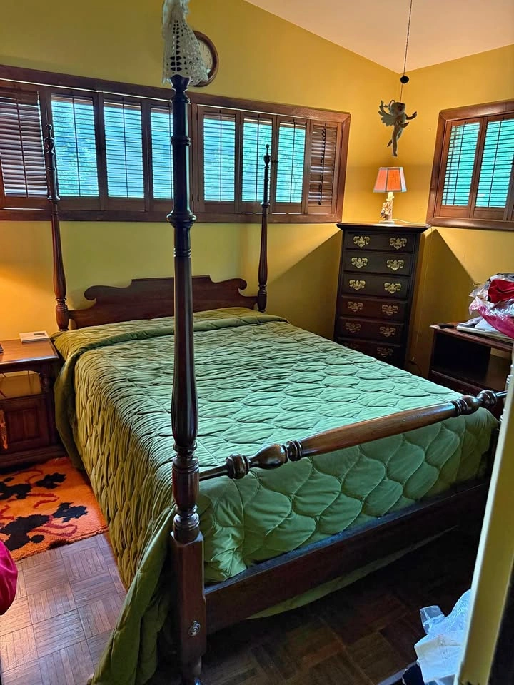 Walnut Ethan Allen Full Sized Poster Bed with Canopy